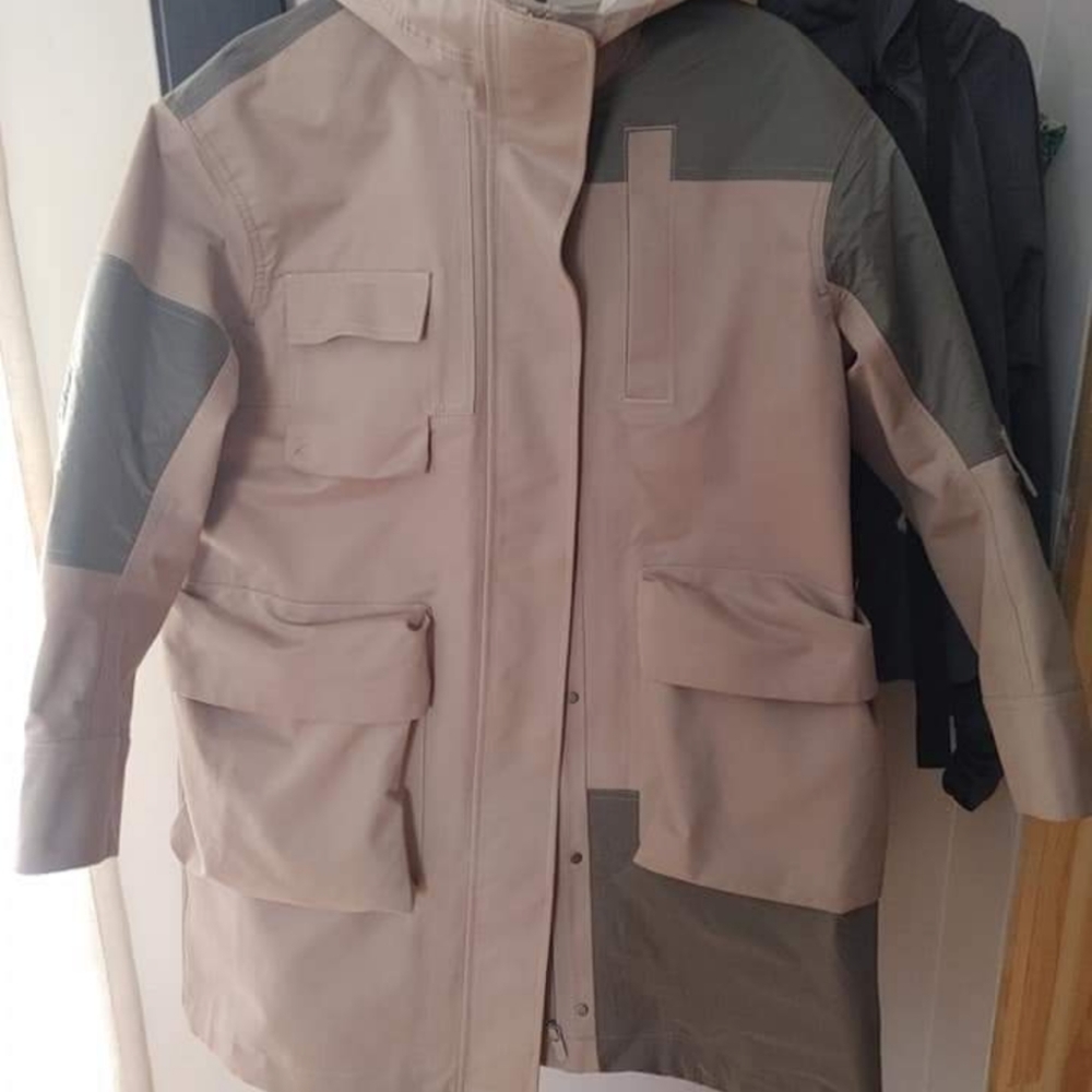 Lululemon rain jacket